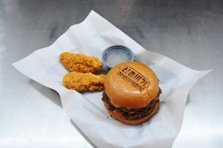  신촌 <신촌버거> 매장 방문형 후기 리뷰 (세트메뉴제공)